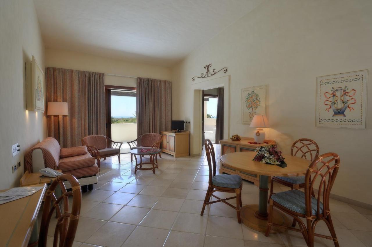 Argonauti Greenblu Resort Marina Di Pisticci Pokoj fotografie